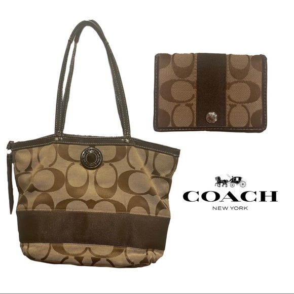 Pre-loved 2000s, vintage Authentic Coach signature logo purse & matching wallet - Picture 1 of 3